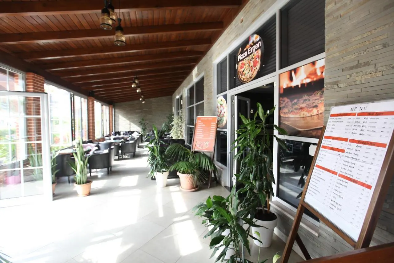 Kompleksi Ergen Hotel Rrogozhine Albania