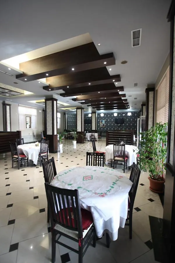 Kompleksi Ergen Hotel Rrogozhine