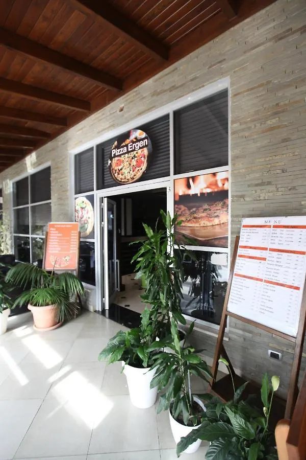 Kompleksi Ergen Hotel Rrogozhine Albania
