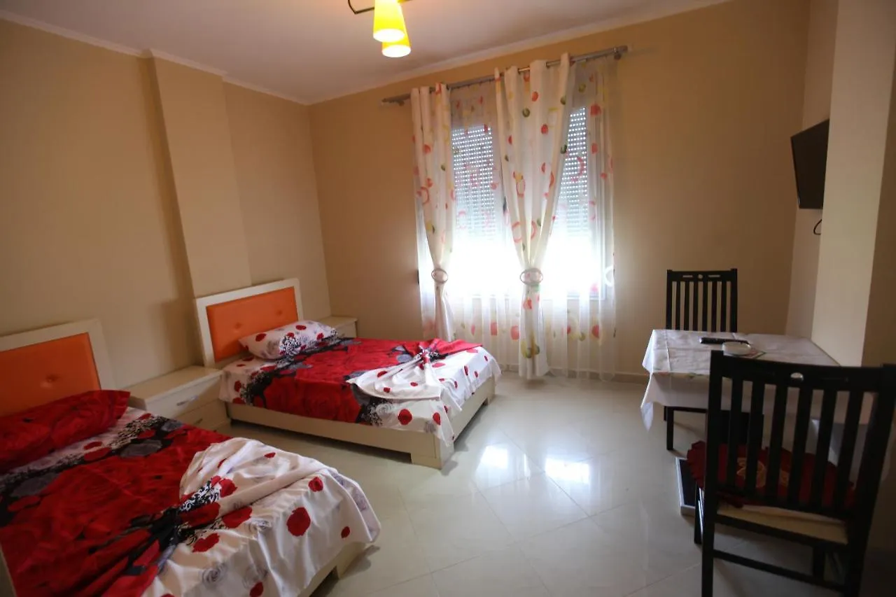 Kompleksi Ergen Hotel Rrogozhine