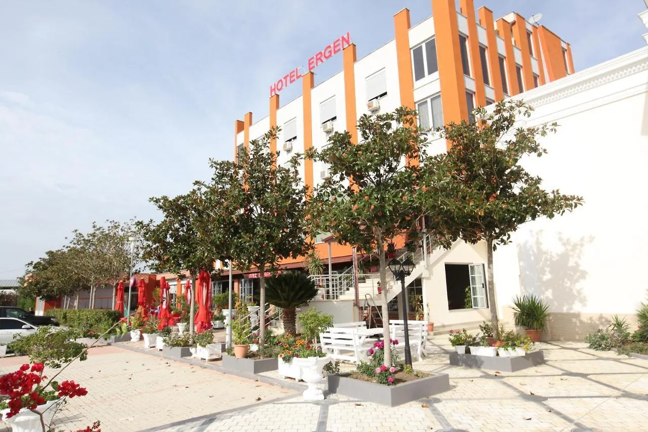 Kompleksi Ergen Hotel Rrogozhine