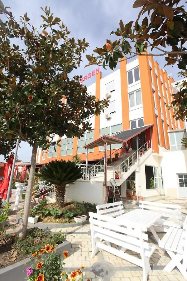 Kompleksi Ergen Hotel Rrogozhine Albania
